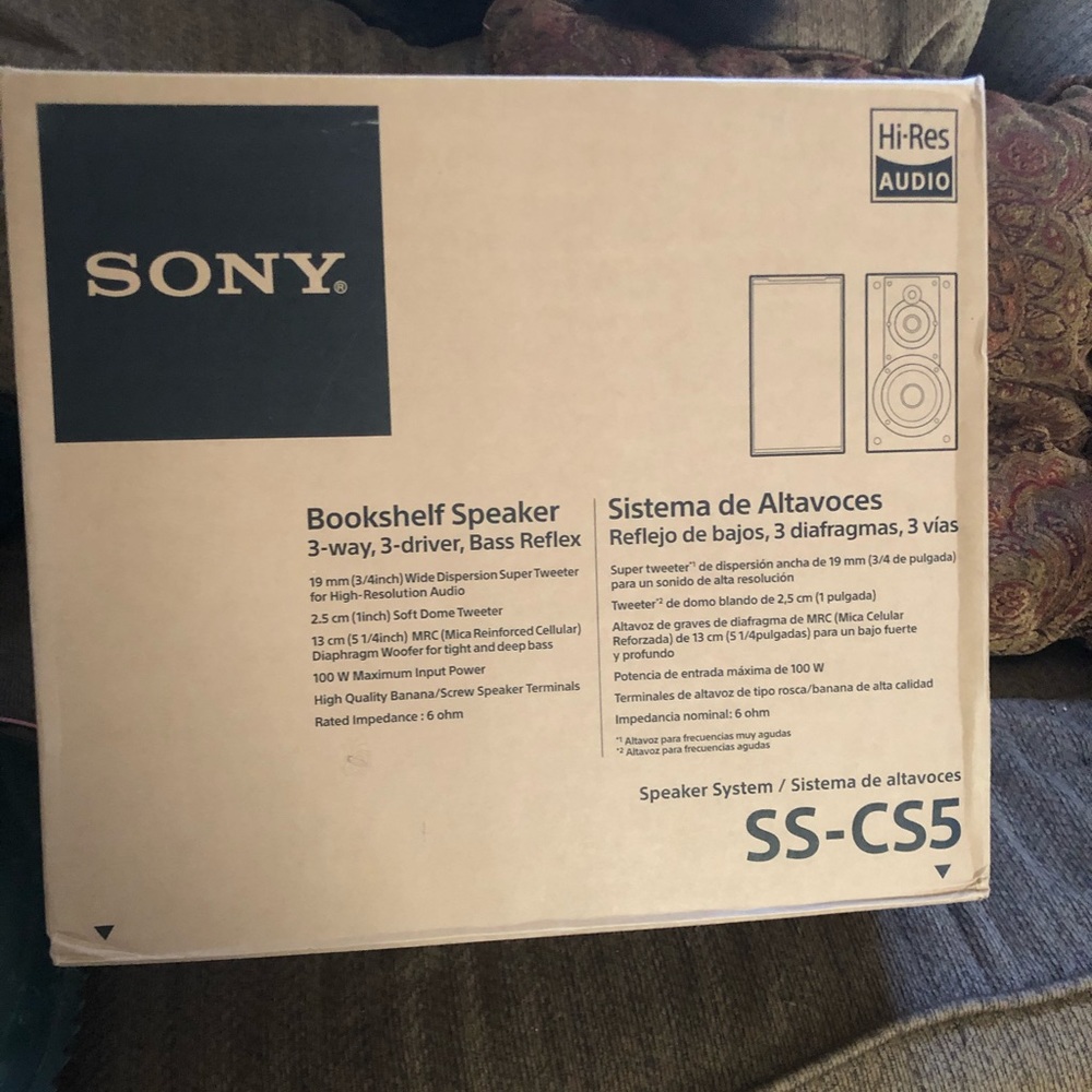 New in box Sony bookshelf speaker